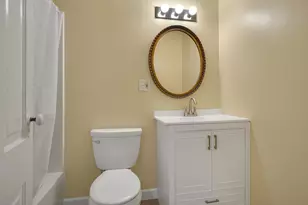 N116W16416 Main St, Germantown, WI 53022 - Photo 20