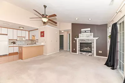 W169S7647  Gregory Dr #D, Muskego, WI 53150 - Photo 2