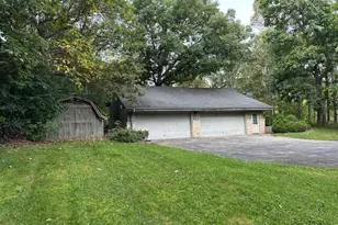 N71W26633 White Oak Dr, Lisbon, WI 53089 - Photo 10