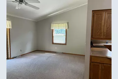 N114W15890  Hilbert Ln, Germantown, WI 53022 - Photo 18