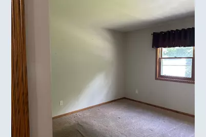 N114W15890  Hilbert Ln, Germantown, WI 53022 - Photo 8