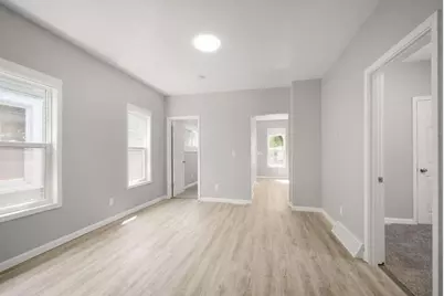 2646 N Vel R Phillips Ave, Milwaukee, WI 53212 - Photo 12