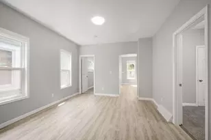 2646 N Vel R. Phillips Ave, Milwaukee, WI 53212 - Photo 12