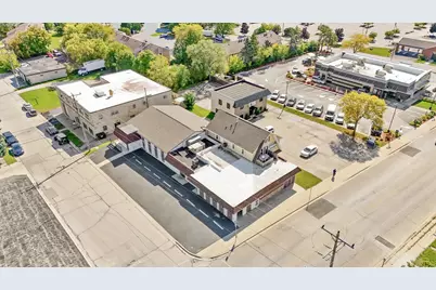 2703 S Chicago Ave, South Milwaukee, WI 53172 - Photo 60