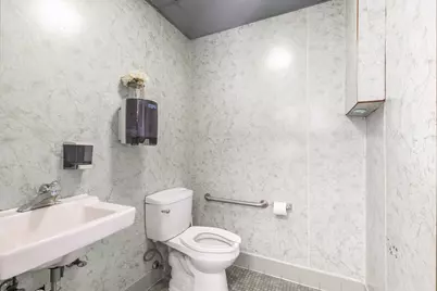 2703 S Chicago Ave, South Milwaukee, WI 53172 - Photo 10