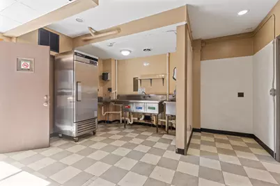 2703 S Chicago Ave, South Milwaukee, WI 53172 - Photo 46