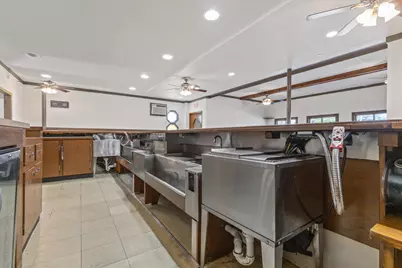 2703 S Chicago Ave, South Milwaukee, WI 53172 - Photo 36