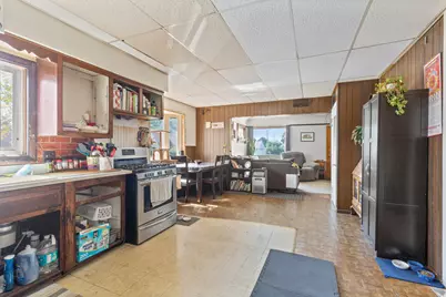 2703 S Chicago Ave, South Milwaukee, WI 53172 - Photo 68