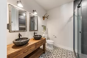 1082 Seanma Wynd, Port Washington, WI 53024 - Photo 18