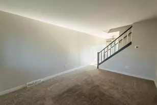 269 Karen Ct, Hartford, WI 53027 - Photo 6