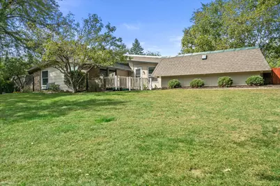 108 E Oak Crest Dr #110, Wales, WI 53183 - Photo 32