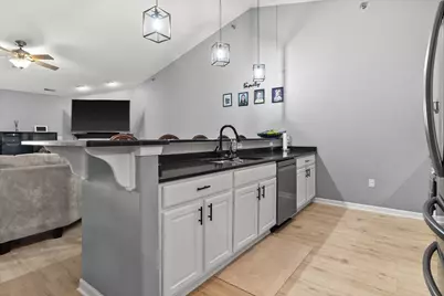 W162S7043  Olive Cir, Muskego, WI 53150 - Photo 4