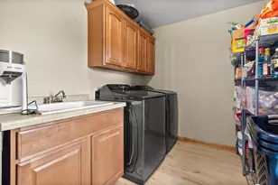 W162S7043 Olive Circle, Muskego, WI 53150 - Photo 16