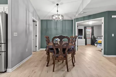 W162S7043  Olive Cir, Muskego, WI 53150 - Photo 8