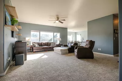 401  90th St, Racine, WI 53406 - Photo 4