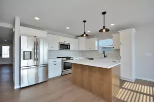 997 Elderberry Rd, Oconomowoc, WI 53066 - Photo 12