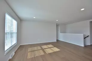 997 Elderberry Rd, Oconomowoc, WI 53066 - Photo 10