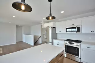 997 Elderberry Rd, Oconomowoc, WI 53066 - Photo 14