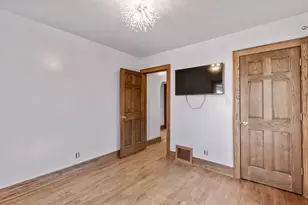 7528 W Beloit Rd, West Allis, WI 53219 - Photo 10