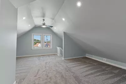 7528 W Beloit Rd, West Allis, WI 53219 - Photo 14