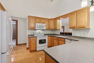 1233 W Sherman Ave, Fort Atkinson, WI 53538 - Photo 12