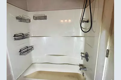 3739 W Kilbourn Ave, Milwaukee, WI 53208 - Photo 12