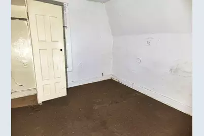 2475 W Keefe Ave #2475A, Milwaukee, WI 53206 - Photo 10