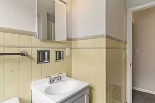 4720 N 36th St, Milwaukee, WI 53209 - Photo 12