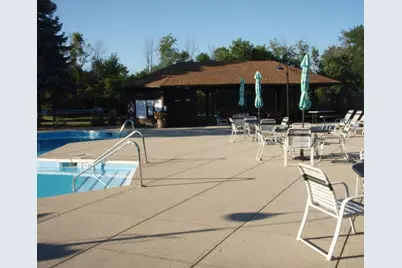 6100 W Stonehedge Dr #320, Greenfield, WI 53220 - Photo 40