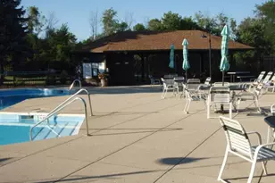 6100 W Stone Hedge Dr, Greenfield, WI 53220 - Photo 40