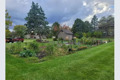 6100 W Stonehedge Dr #320, Greenfield, WI 53220 - Photo 42