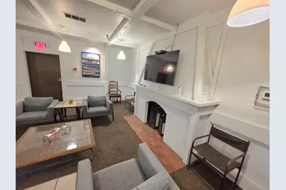 6100 W Stonehedge Dr #320, Greenfield, WI 53220 - Photo 30