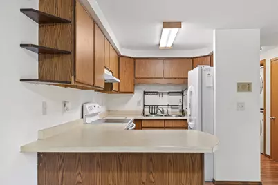 215  Franklin St #D, Delavan, WI 53115 - Photo 10