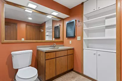 215  Franklin St #D, Delavan, WI 53115 - Photo 18