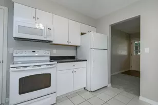 N79W33915 Petersen Rd, Merton, WI 53066 - Photo 4