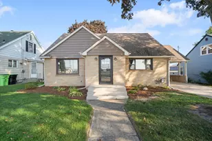 306 3rd St, Kewaskum, WI 53040 - Photo 1