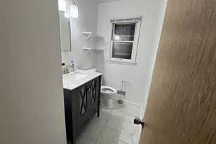 9404 W Hope Ave, Wauwatosa, WI 53222 - Photo 38