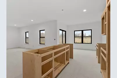 947  Berenschot Trl, Cedar Grove, WI 53013 - Photo 4