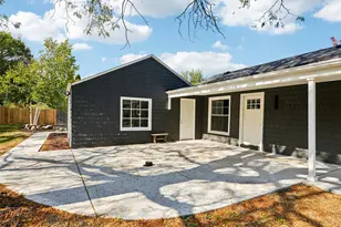 845 E Ellsworth Ln, Bayside, WI 53217 - Photo 22