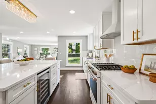 845 E Ellsworth Ln, Bayside, WI 53217 - Photo 12