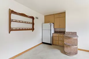 2206 Division St, Manitowoc, WI 54220 - Photo 10