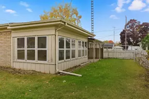 2206 Division St, Manitowoc, WI 54220 - Photo 24