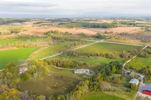 8414 Orchard Valley Rd, Farmington, WI 53090 - Photo 34