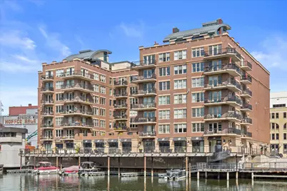 102 N Water St #413, Milwaukee, WI 53202 - Photo 32