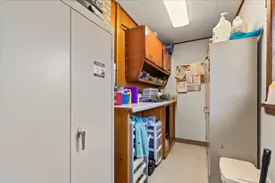 1817 N Main St, West Bend, WI 53090 - Photo 32