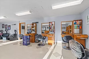 1817 N Main St, West Bend, WI 53090 - Photo 30