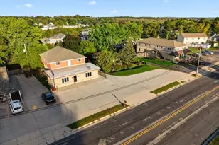 1817 N Main St, West Bend, WI 53090 - Photo 48