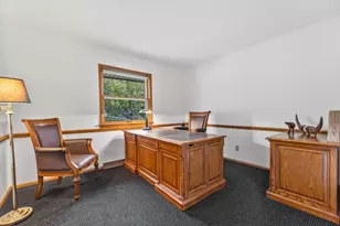 N61W16085 Hawthorne Dr, Menomonee Falls, WI 53051 - Photo 36