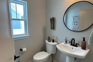 N55W25282 Cres Hl Dr, Sussex, WI 53089 - Photo 20
