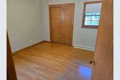 917 E Roberta Ave, Waukesha, WI 53186 - Photo 10